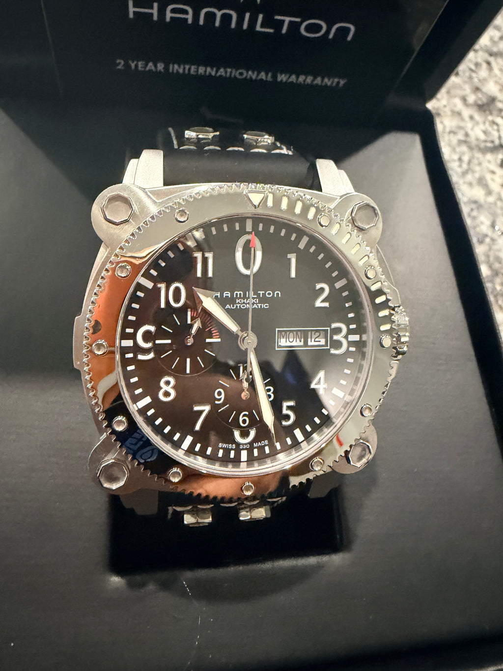 Hamilton Khaki Navy BeLOWZERO Automatic Chronograph 46mm – Ref. H78616733 - New