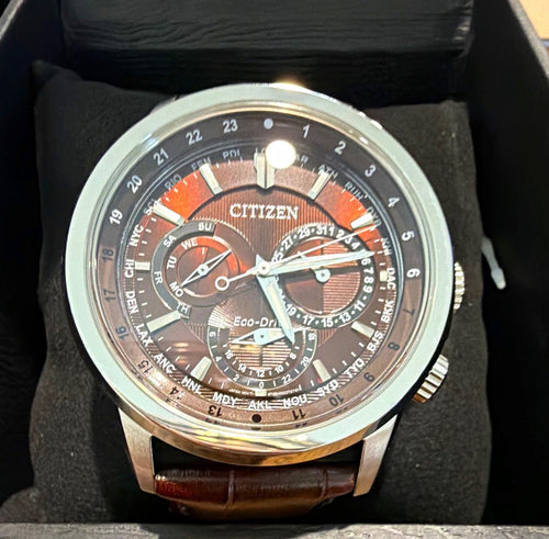 Citizen Calendrier Eco-Drive World Time Brown Dial Leather Watch – BU2020-29X - New