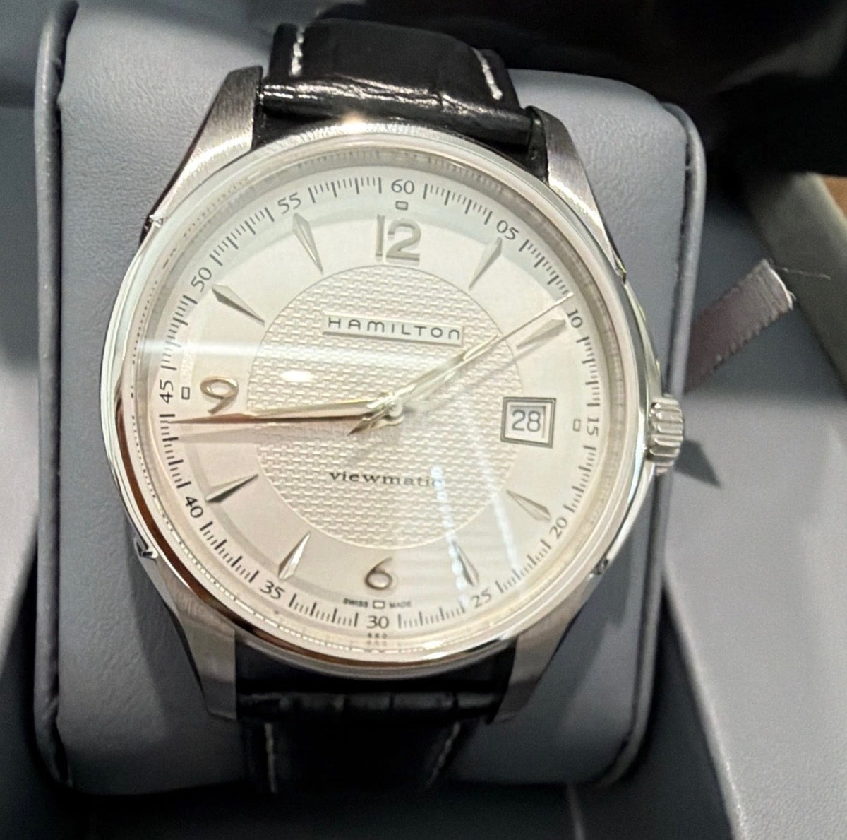 Hamilton Jazzmaster Viewmatic Automatic Silver Dial Leather Watch – H32515555 - New