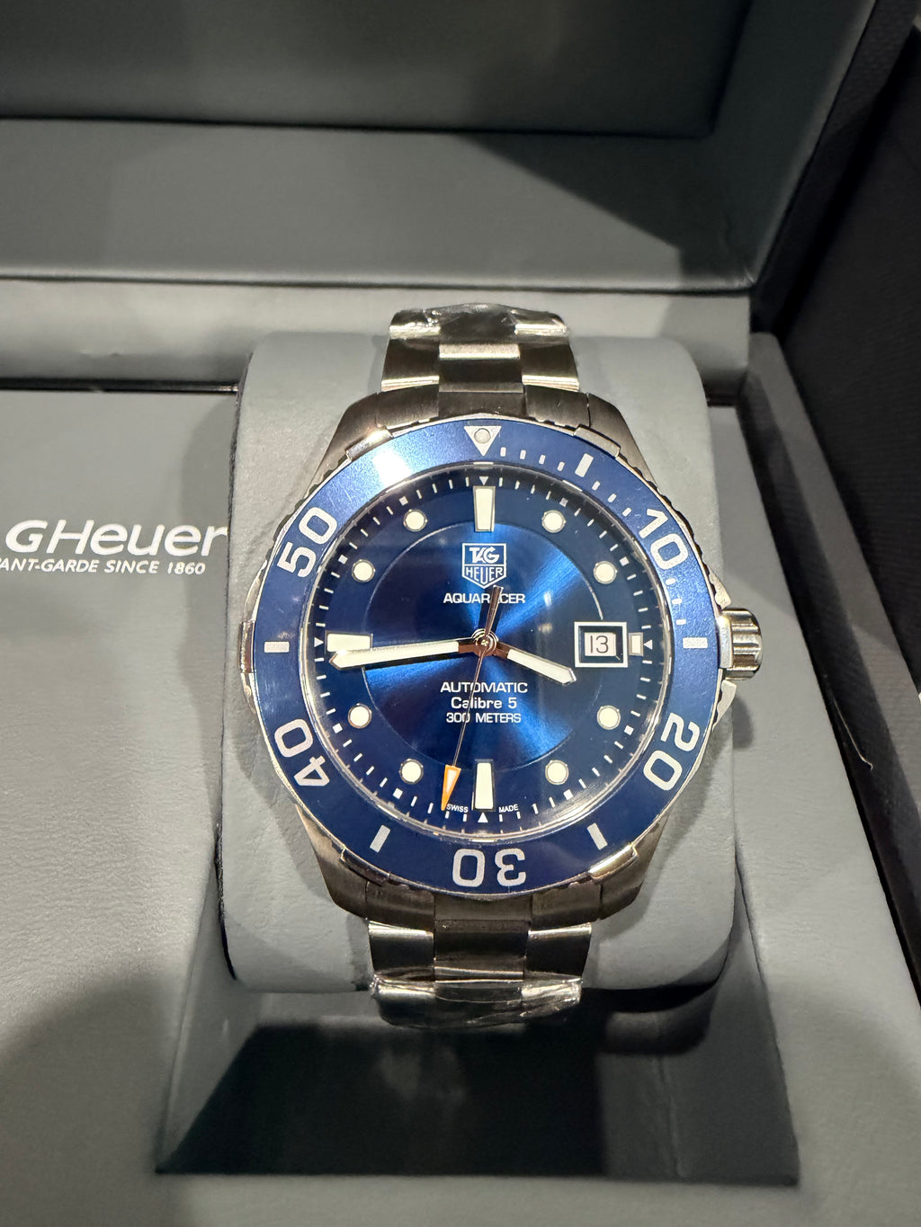 TAG Heuer Aquaracer Calibre 5 Automatic Blue Dial - Ref. WAN2111.BA0822 - Pre-owned