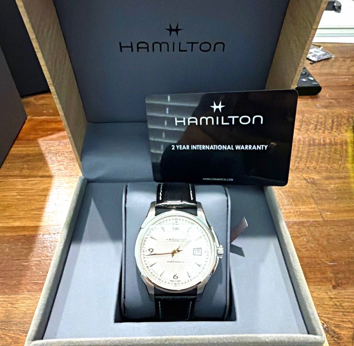 Hamilton Jazzmaster Viewmatic Automatic Silver Dial Leather Watch – H32515555 - New