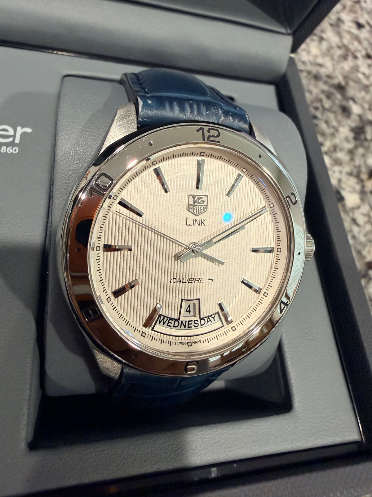 TAG Heuer Link Calibre 5 Automatic 42mm Silver Grey Dial - Ref. No WAT2011.BA0951 - Pre-owned