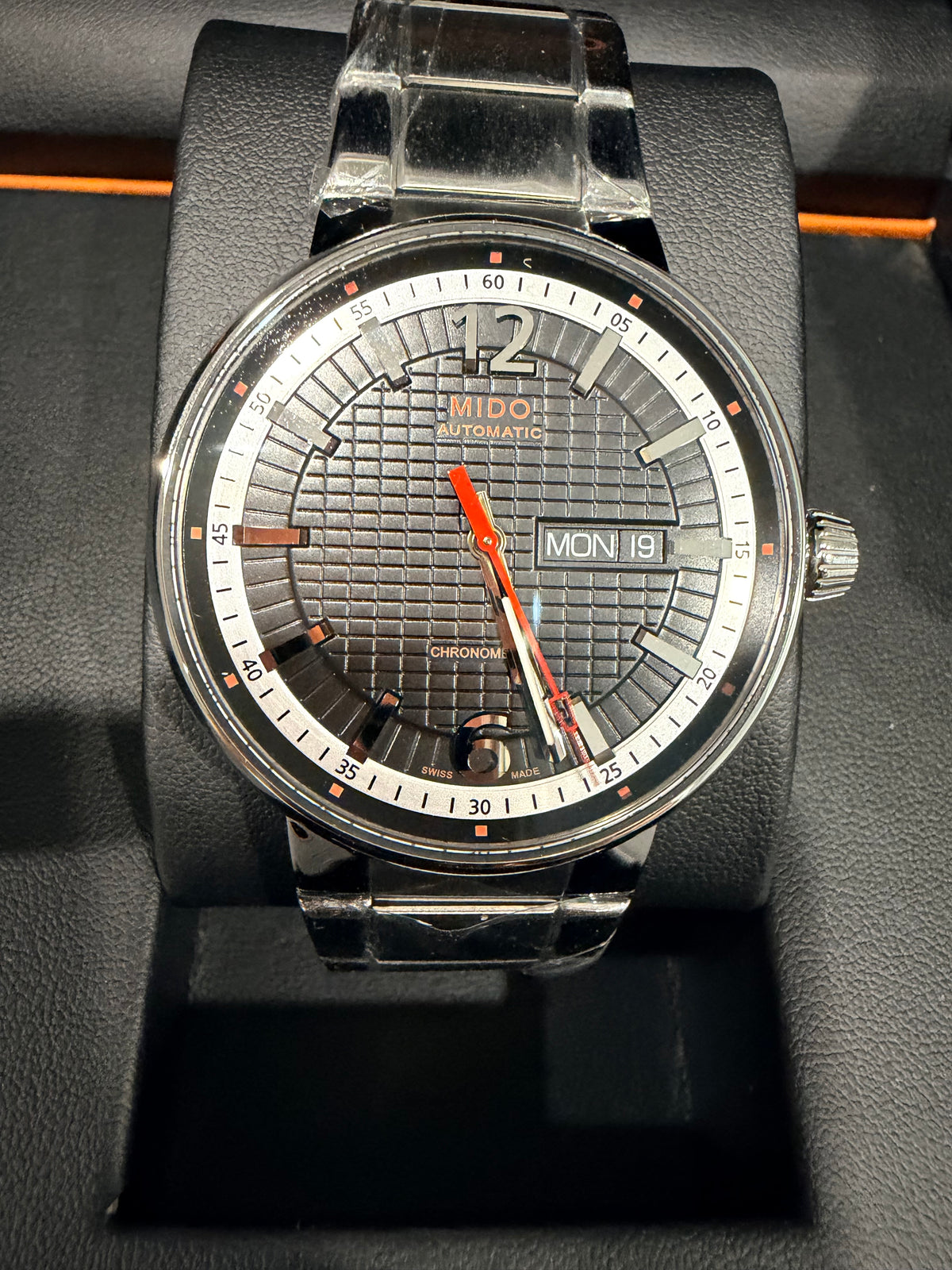 MIDO Great Wall Automatic Chronometer 42mm - Ref. M015.631.11.057.00 - New