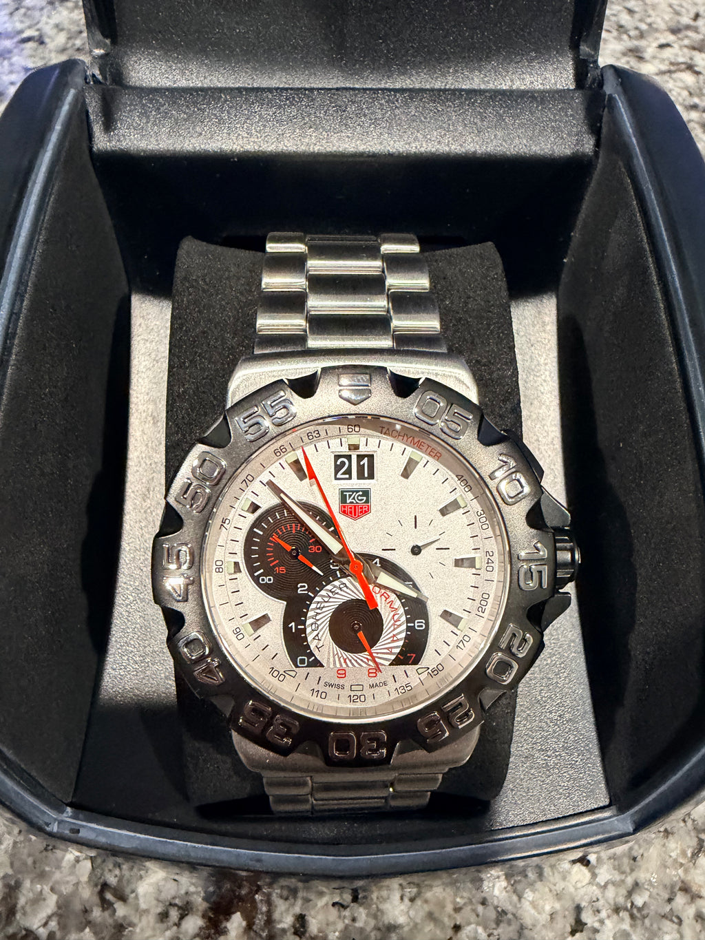 TAG Heuer Formula 1 Chronograph Black Dial Stainless Steel Men's Watch – Ref. CAH111A.BA0850 - Pre-owned
